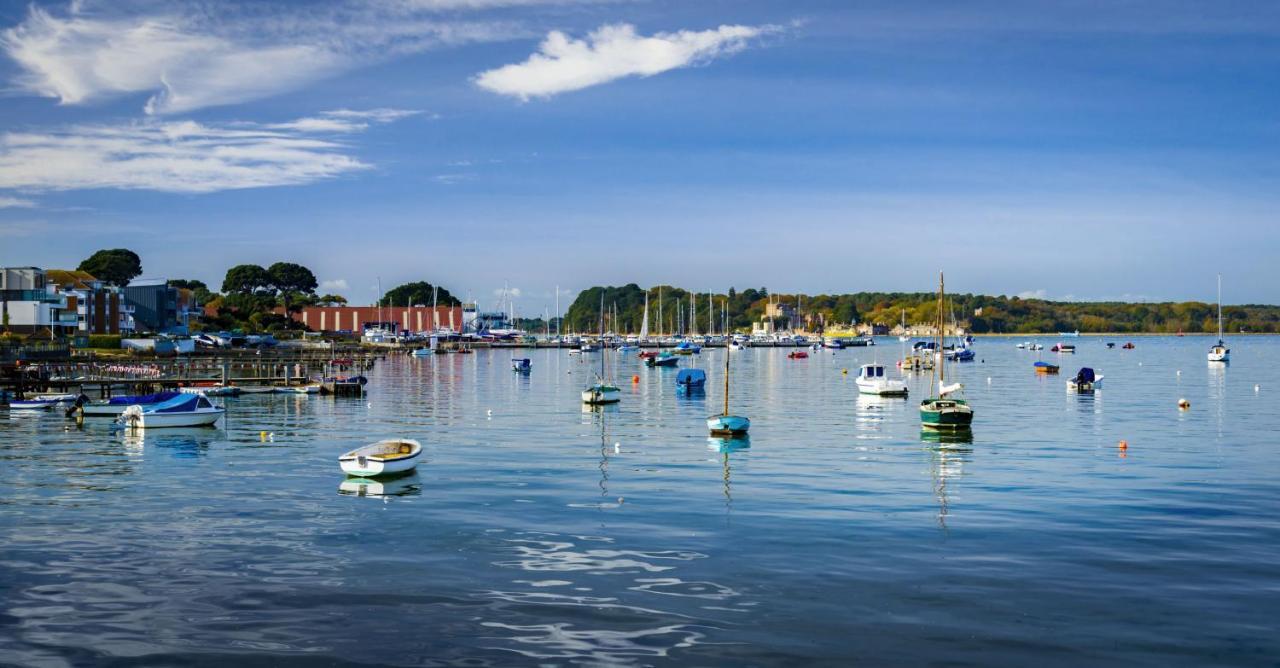 Park Lake View Пул Екстер'єр фото