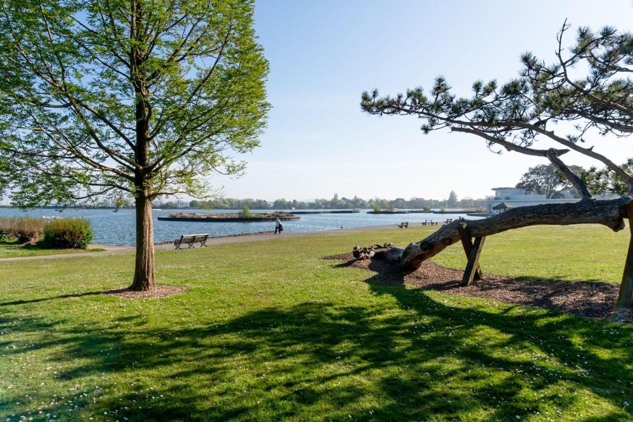 Park Lake View Пул Екстер'єр фото